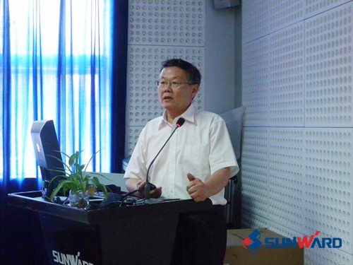 山河智能叉车与广州天力叉车公司举行专题座谈会
