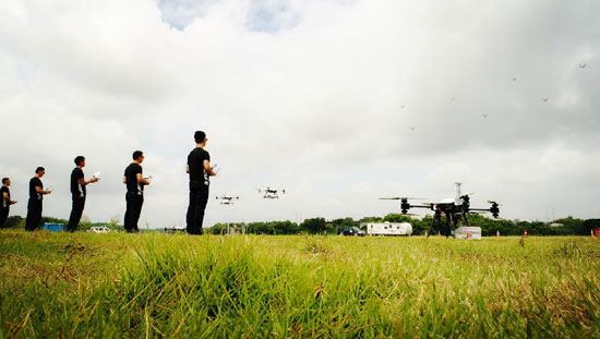 展示三湘警界风彩，首届警用无人机实战演练在山河科技圆满举行