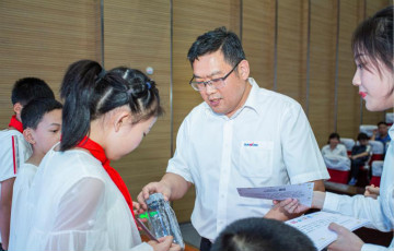 精准服务共建家园，解决刚需心怀感恩——山河智能首期职工子女暑期托管班圆满结班