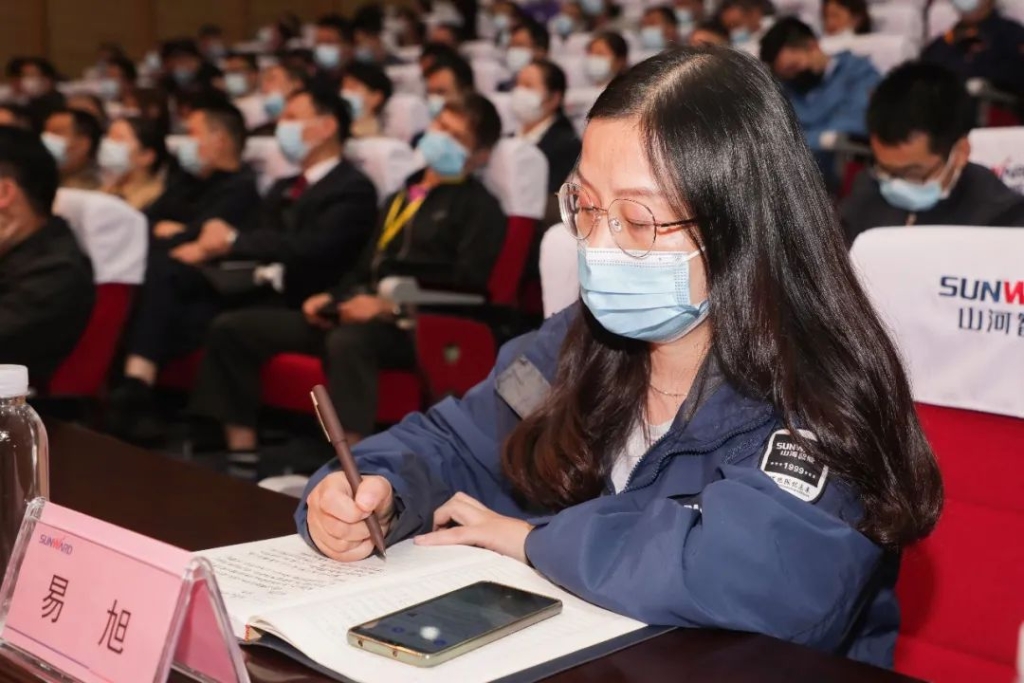 惟创新者胜——学习贯彻习近平总书记考察湖南重要讲话精神省委宣讲团长沙分团宣讲报告会在山河智能开讲