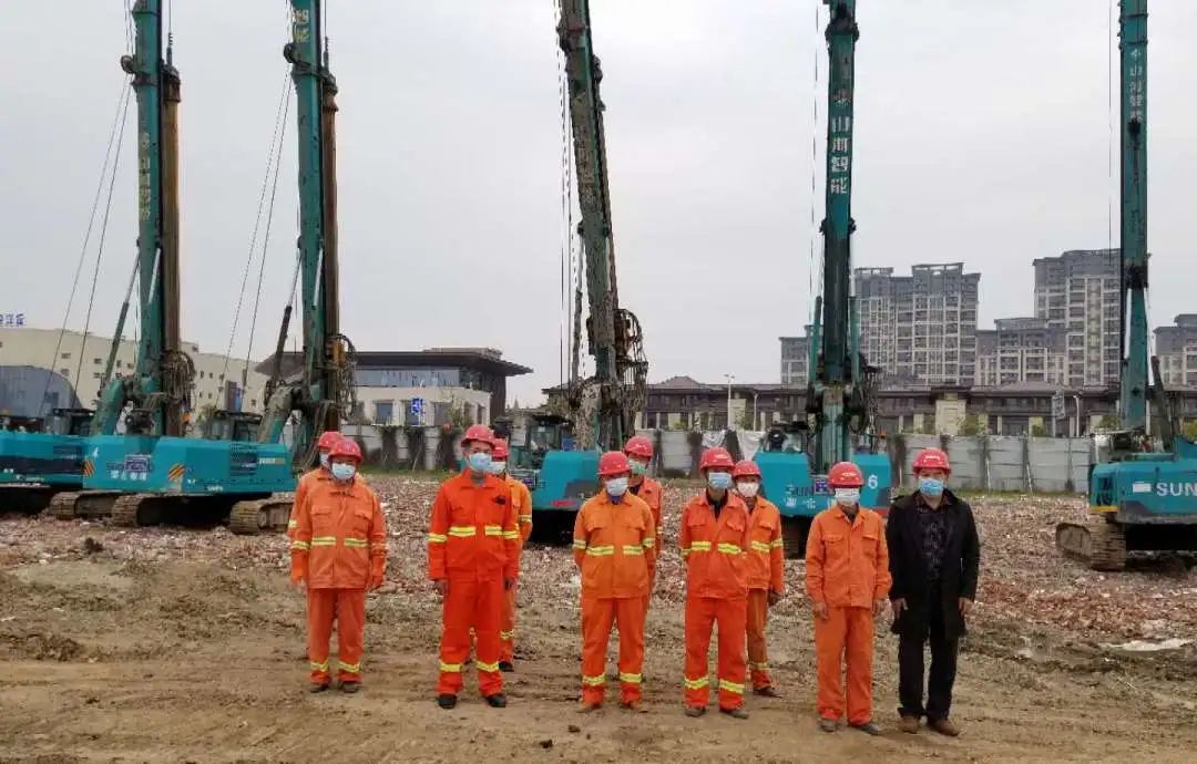 飒！他以11台旋挖钻占领荆州房建市场