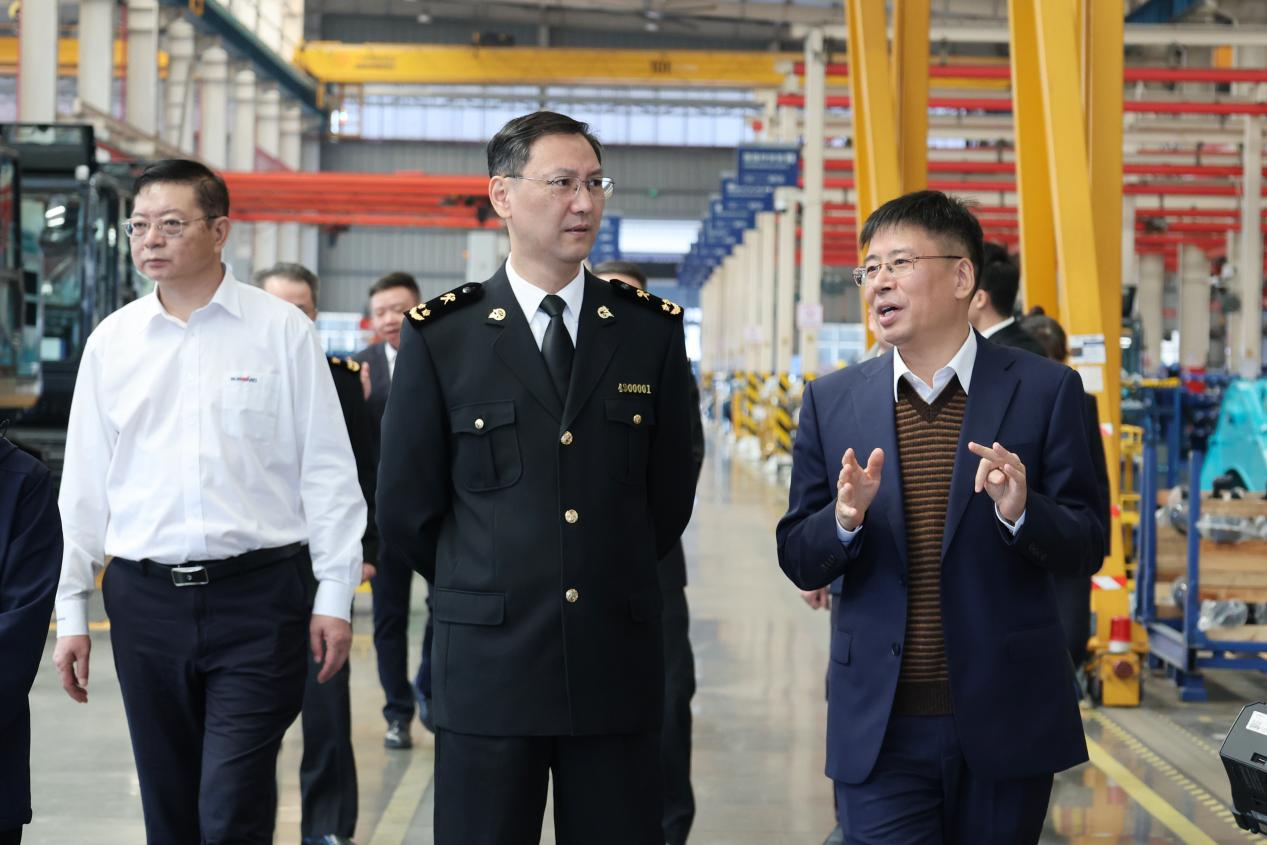 长沙海关关长、党委书记顾炯调研山河智能