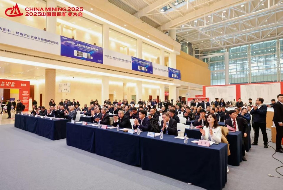 “地勘装备能力提升的重大突破”!山河智能联合中国煤炭地质总局发布T138车载钻机