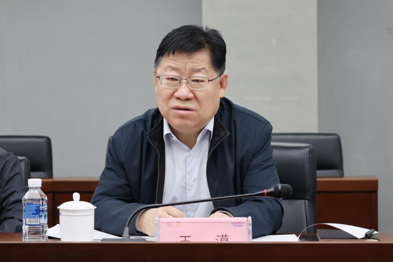 新矿投资集团党委书记、董事长王漠到访山河智能