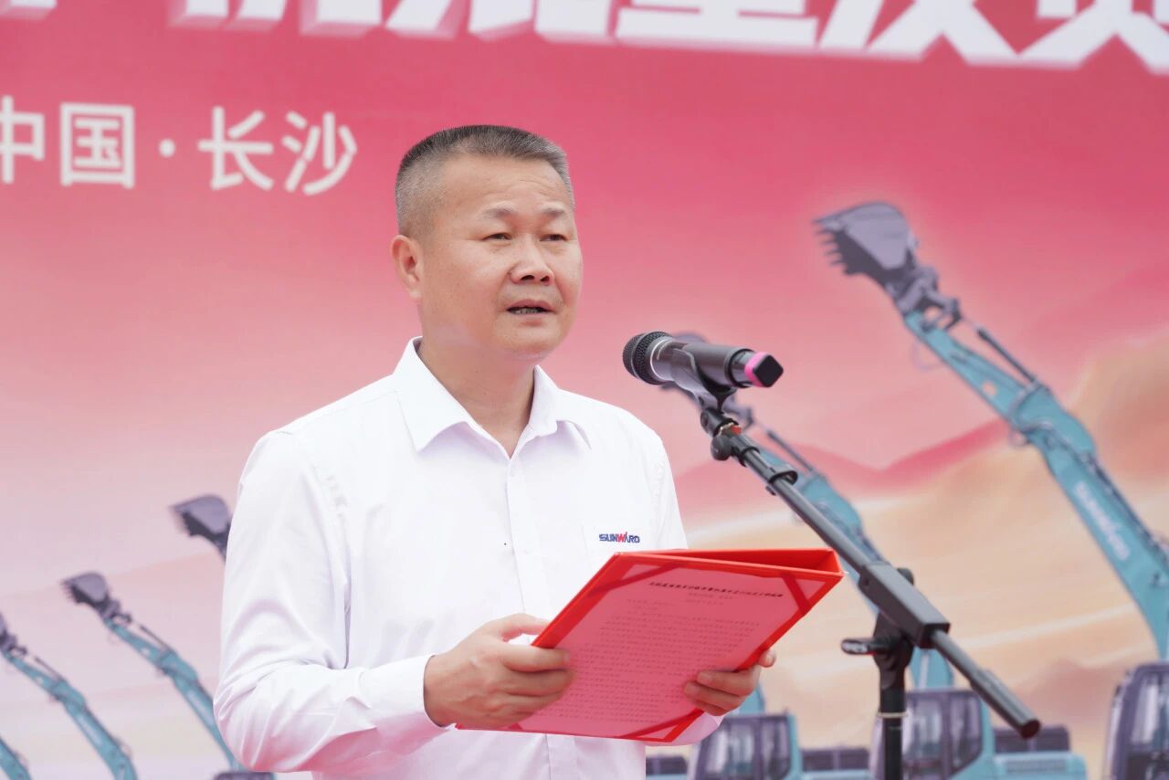 山河智能轮履两用多功能开带机批量交付国家林草系统,助力森林草原生态防护